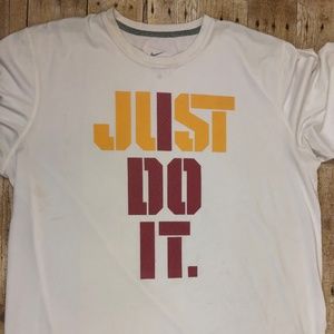 NIKE DRI-FIT Men’s Polyester T-Shirt Sport